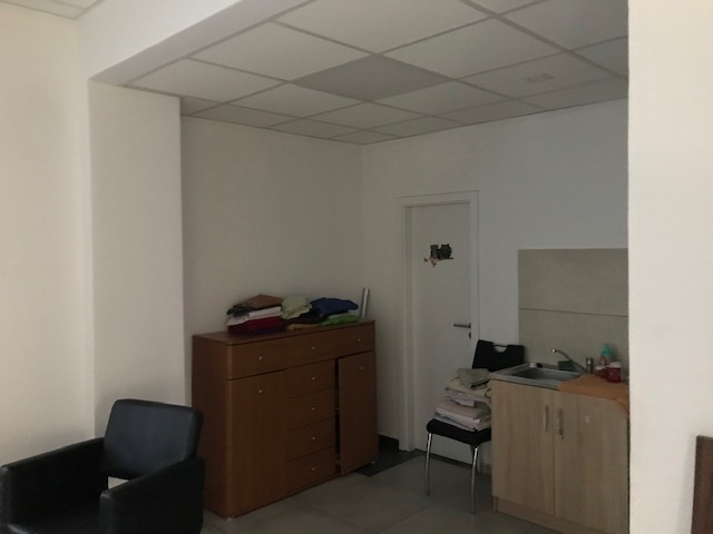 POLYFUNKČNÝ OBJEKT - 4. podlažný, 168m2, PO - 10