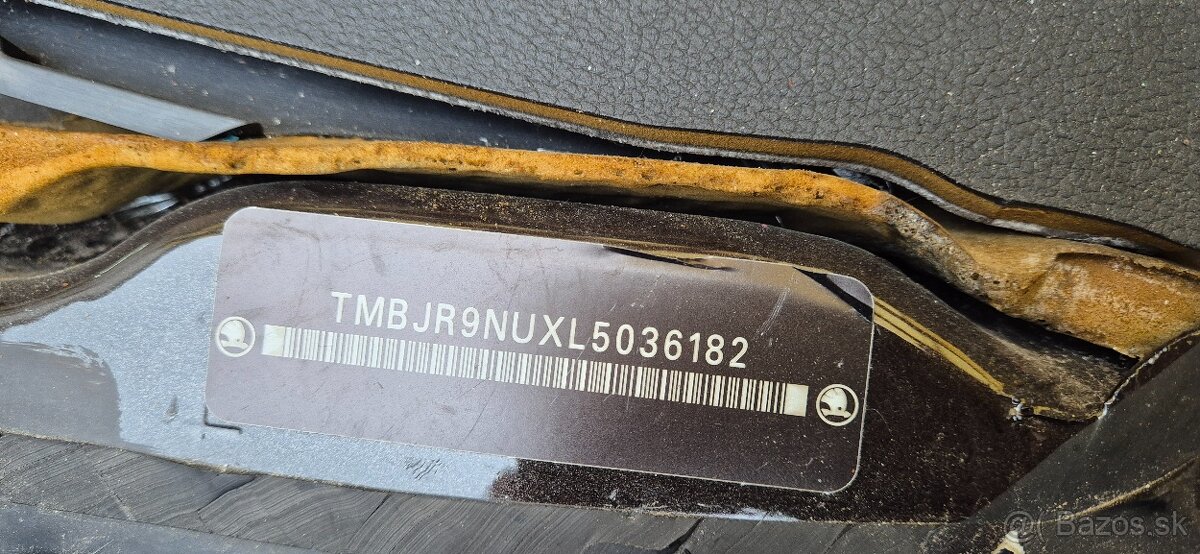 Predam skoda Karoq 1.5tsi 110kw AT Style - 10