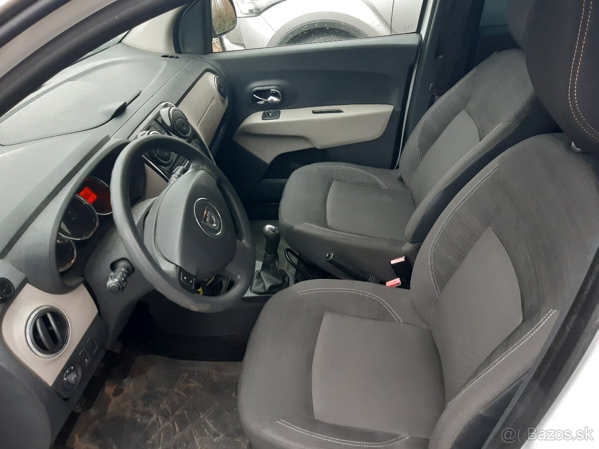Dacia Lodgy 1.2 (7 miest) - 10