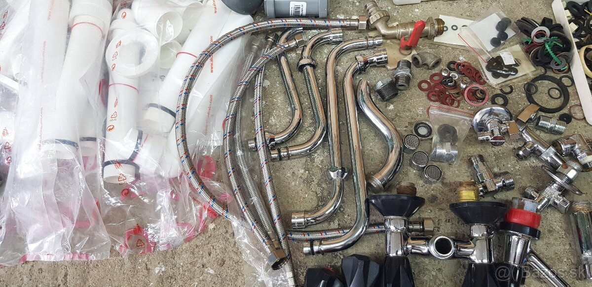 Vodo-inštalatérsky material 3 - 10