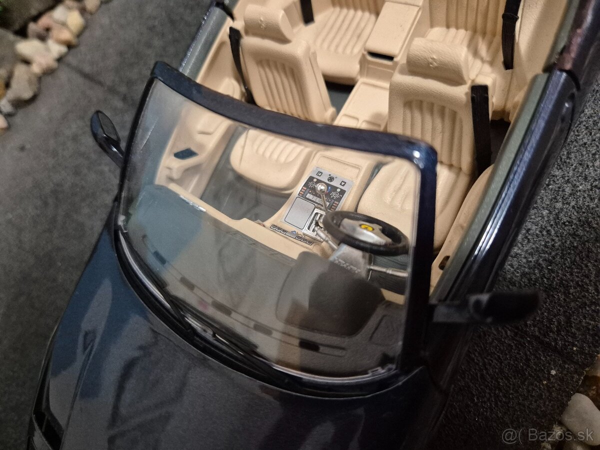 Prodám model 1:18 Ferrari 456GT cabrio - 10