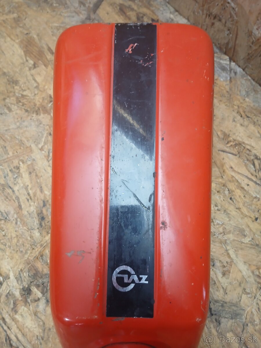 Babetta 210 nádrž - červená - 10