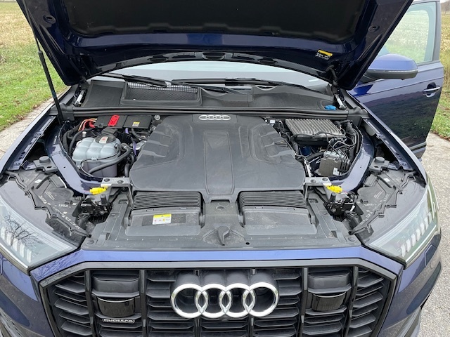 Audi Q7 S-line - 10