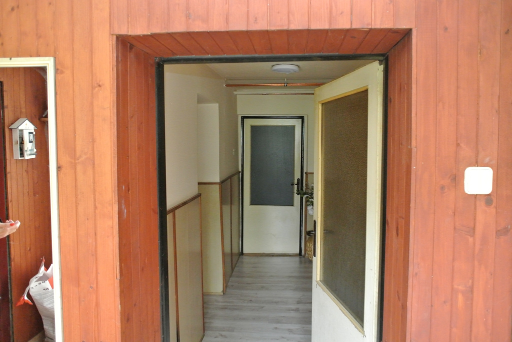 Exkluzívne - rodinný dom Marček na veľkom pozemku pri vode - 10