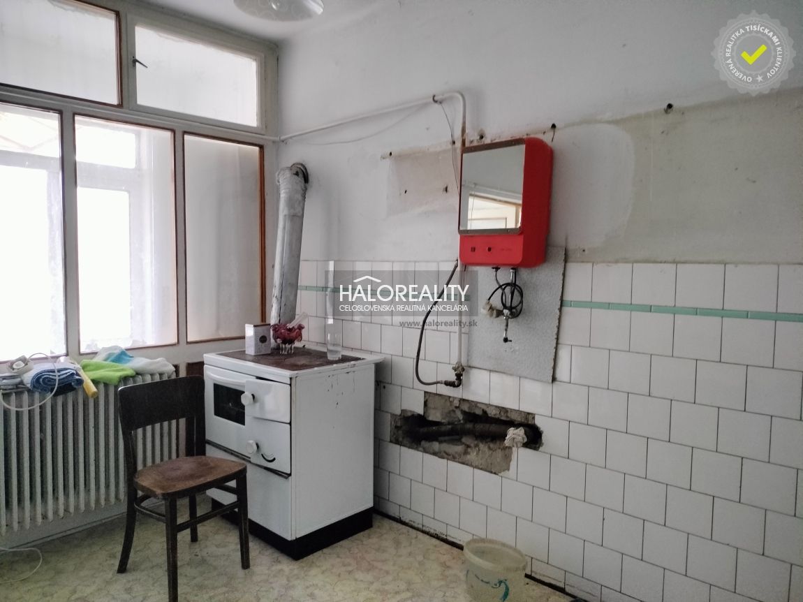 HALO reality - Predaj, rodinný dom Topoľníky - EXKLUZÍVNE HA - 10