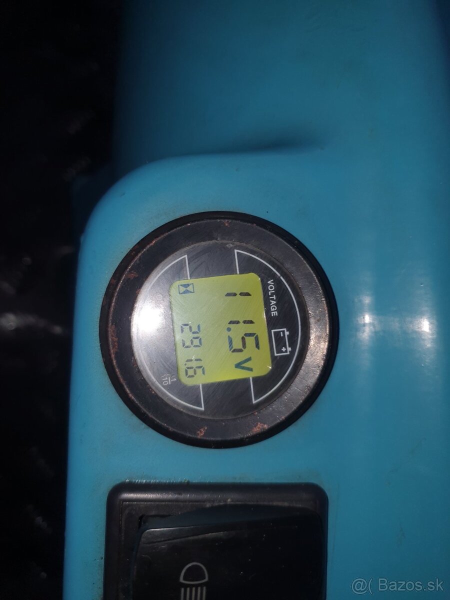 Predám minibager - 10