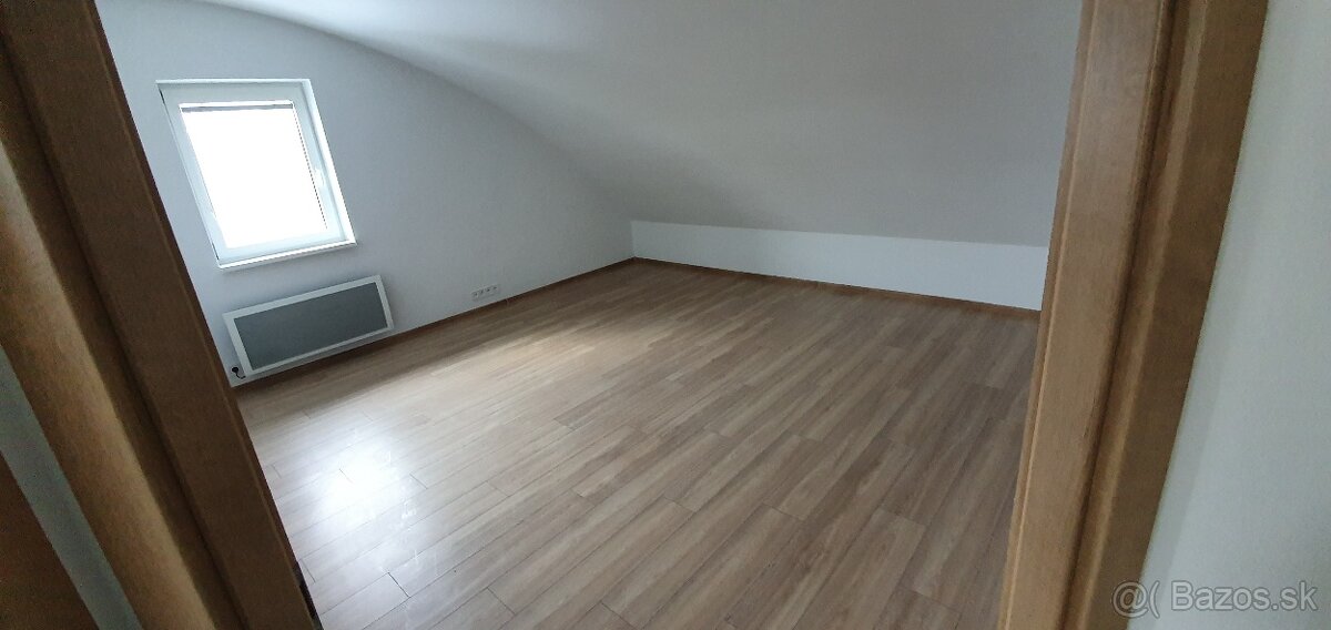 Polyfunkčný dom - 10