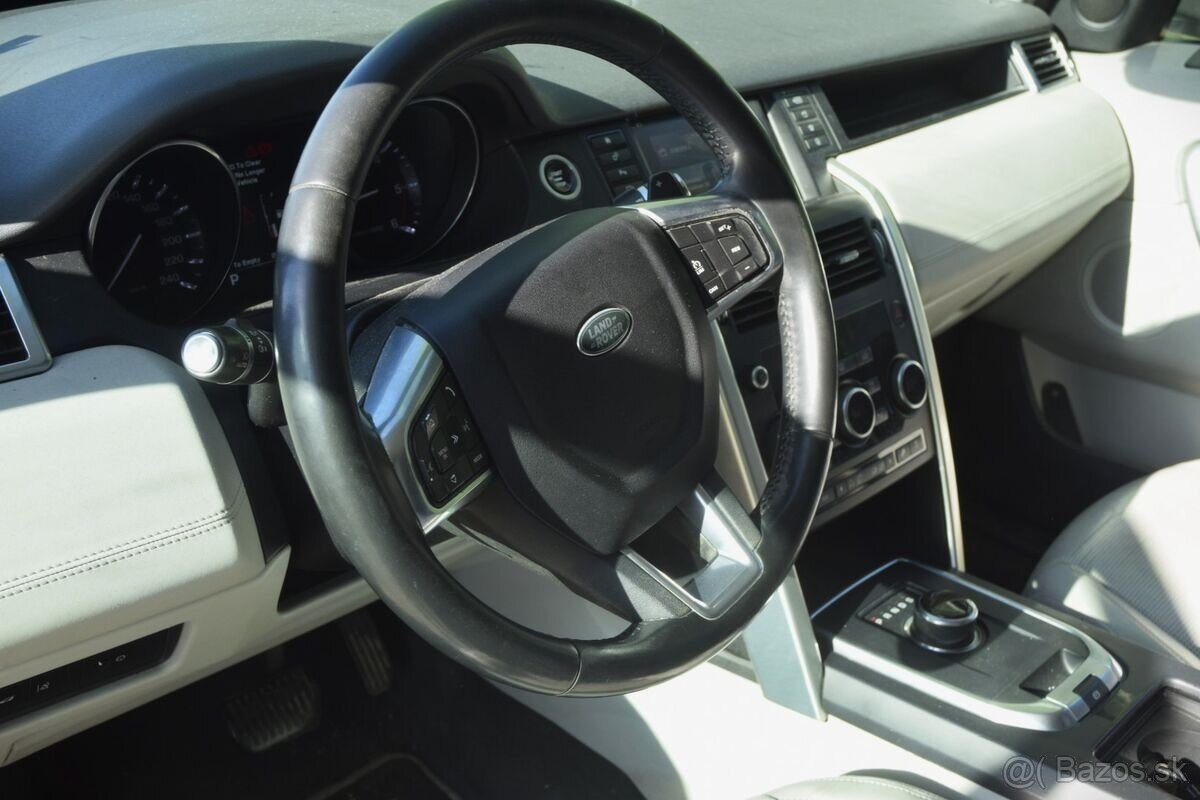 Land Rover Discovery Sport - 10