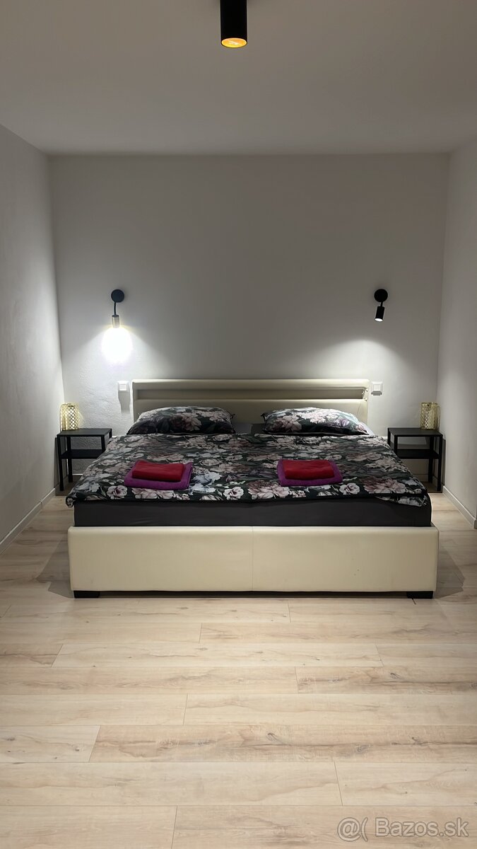 Kompletne zrekonstruovany rodinný dom - 10