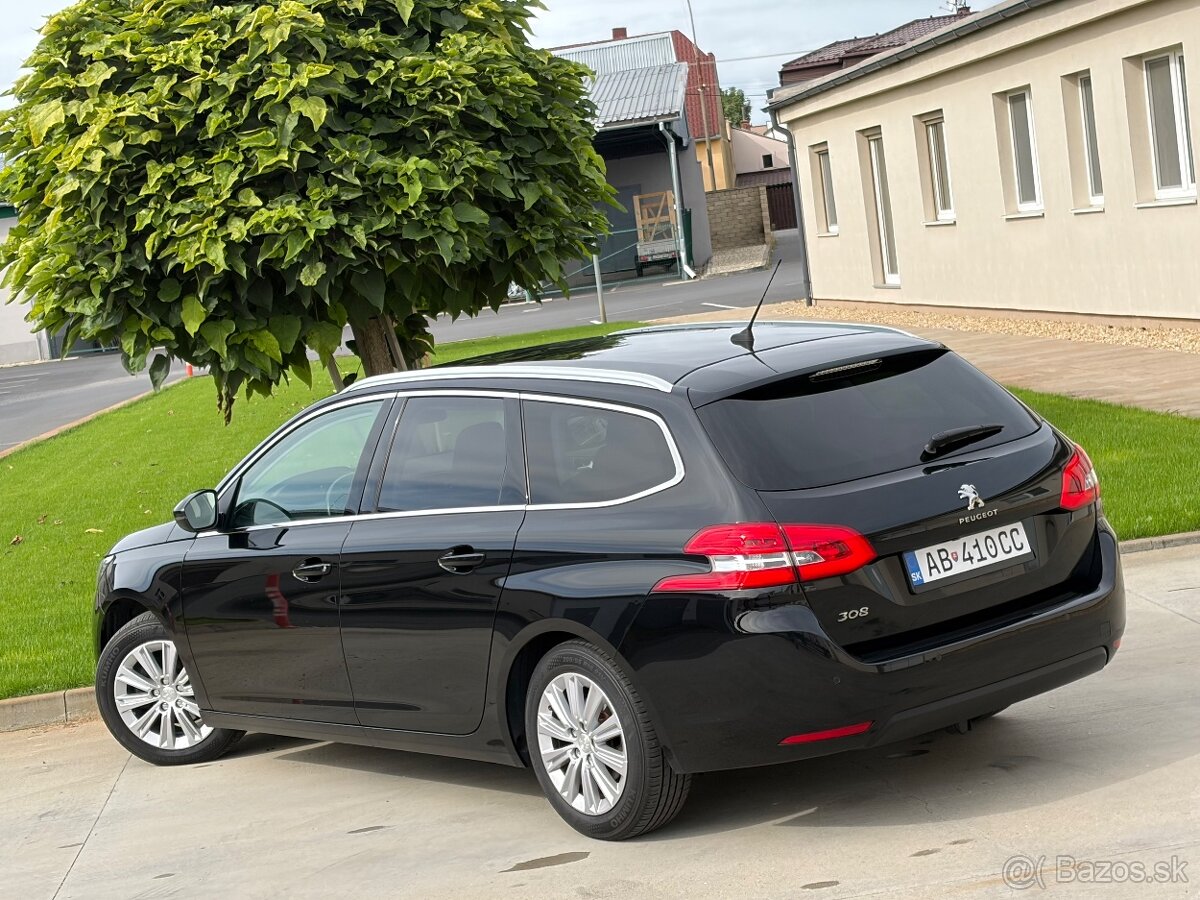PEUGEOT 308 SW 2021 1.5Hdi 96kw VIRTUAL ŤAŽNÉ - 10