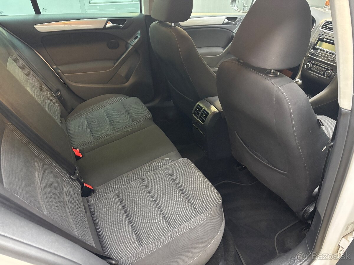 VW Golf 1.6 TDi, manuál - 10