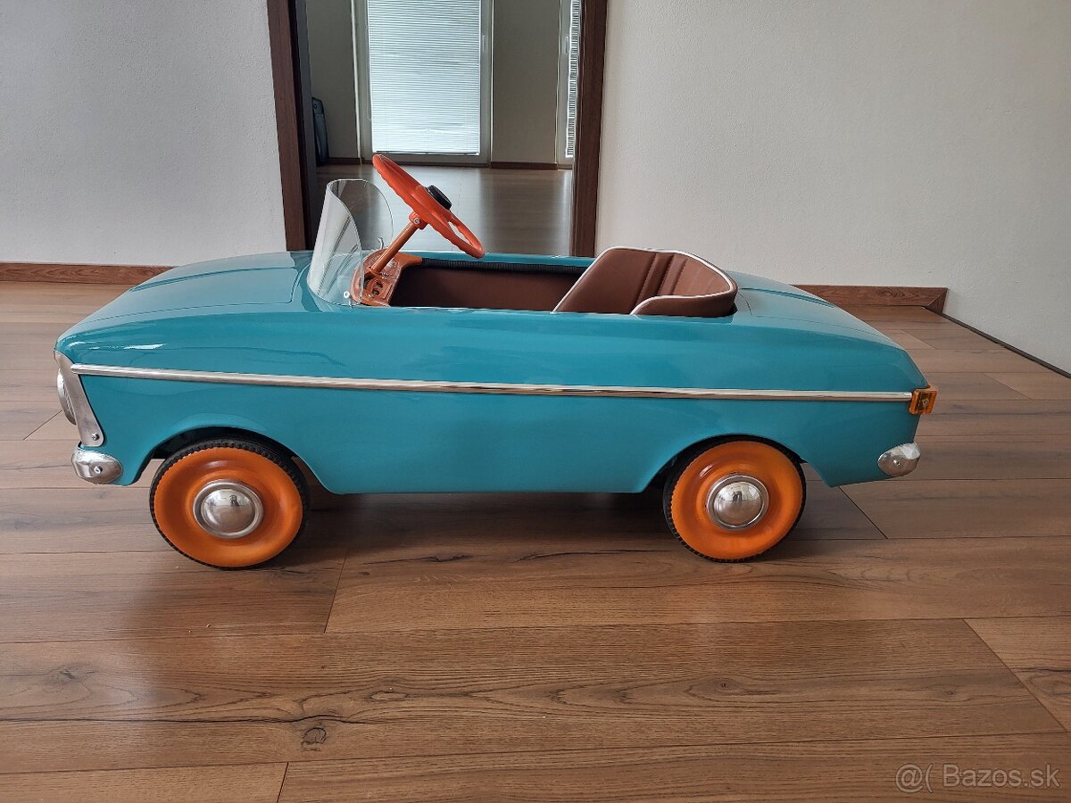 Šlapacie autíčko moskvič - 10