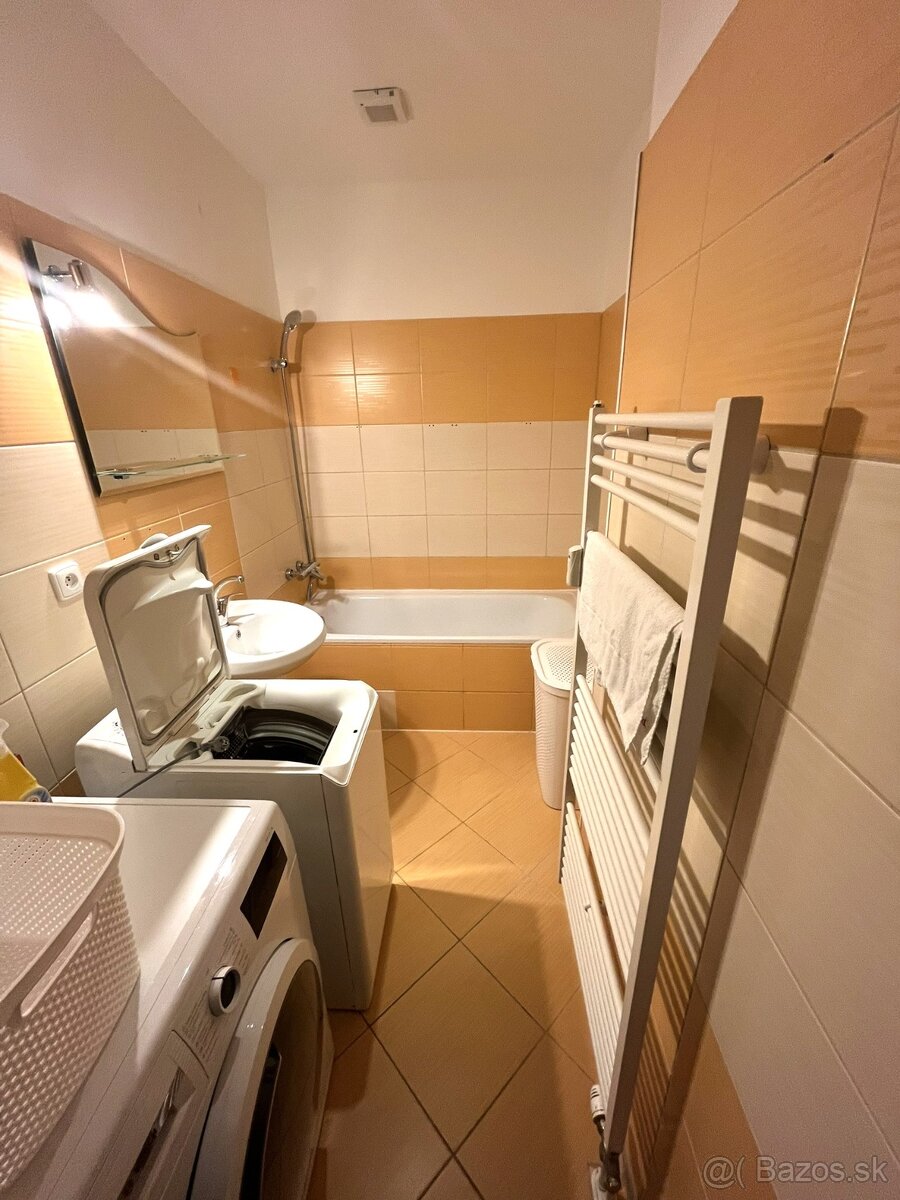 Prenájom 2 izbový byt -Martin-centrum, byt.dom Átrium (75m2) - 10