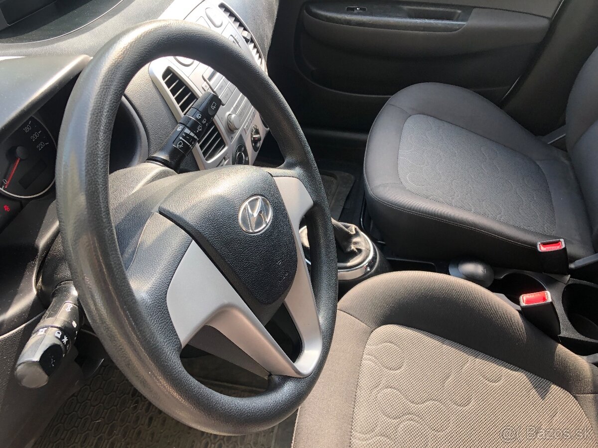 Hyudai i 20 2012 - 10