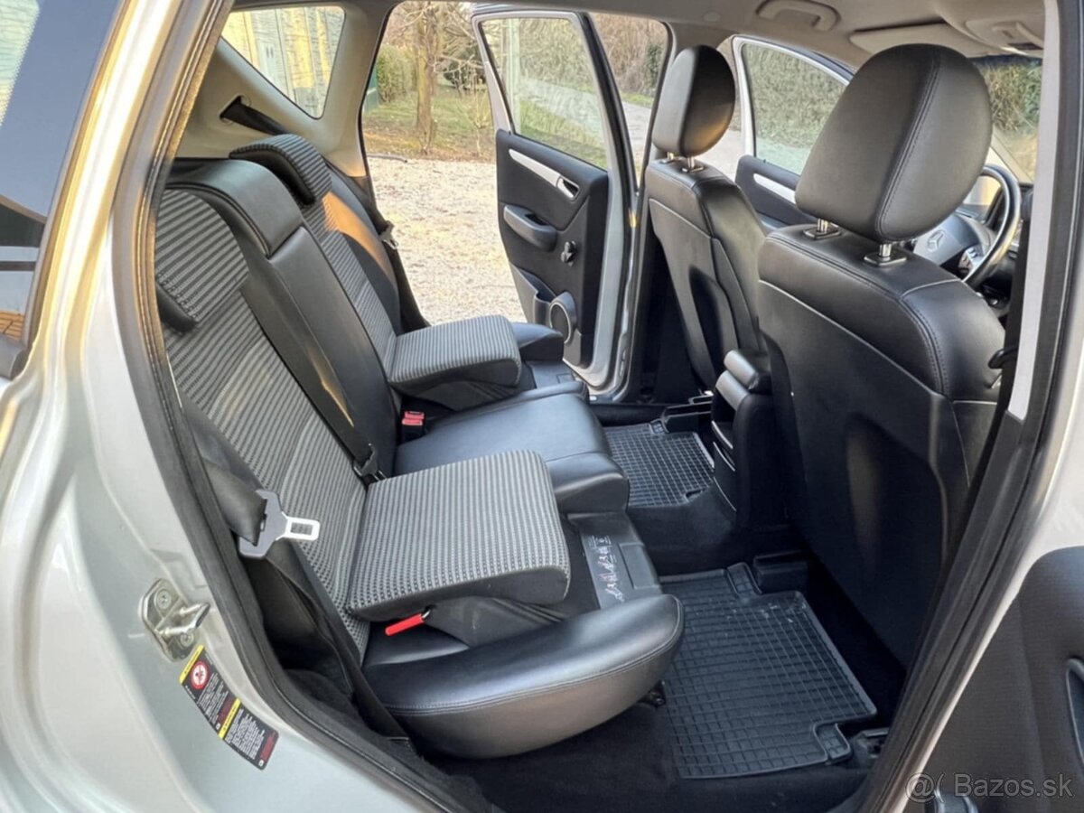 Mercedes A170 kombi Avantgarde - 10