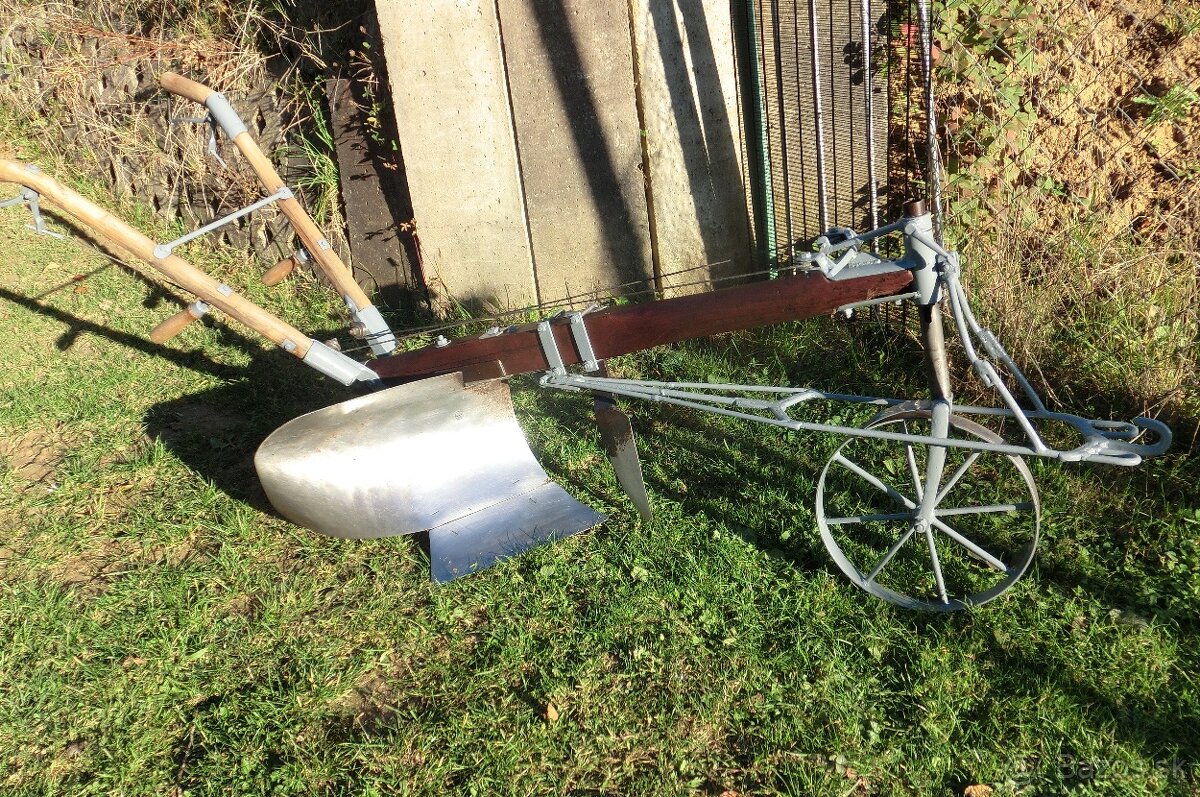 Pluh za naviják . - 10