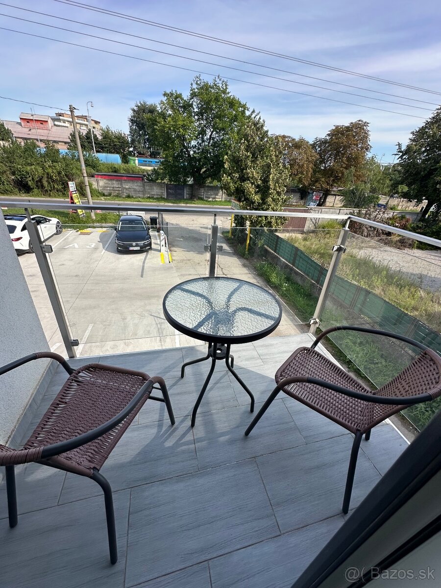 Na predaj zariadený 2 izbový byt s balkónom v Senci - 10