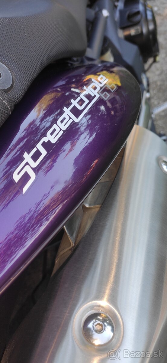 Triumph Street Triple 675 (2011) – Imperial Purple – Klenot - 10
