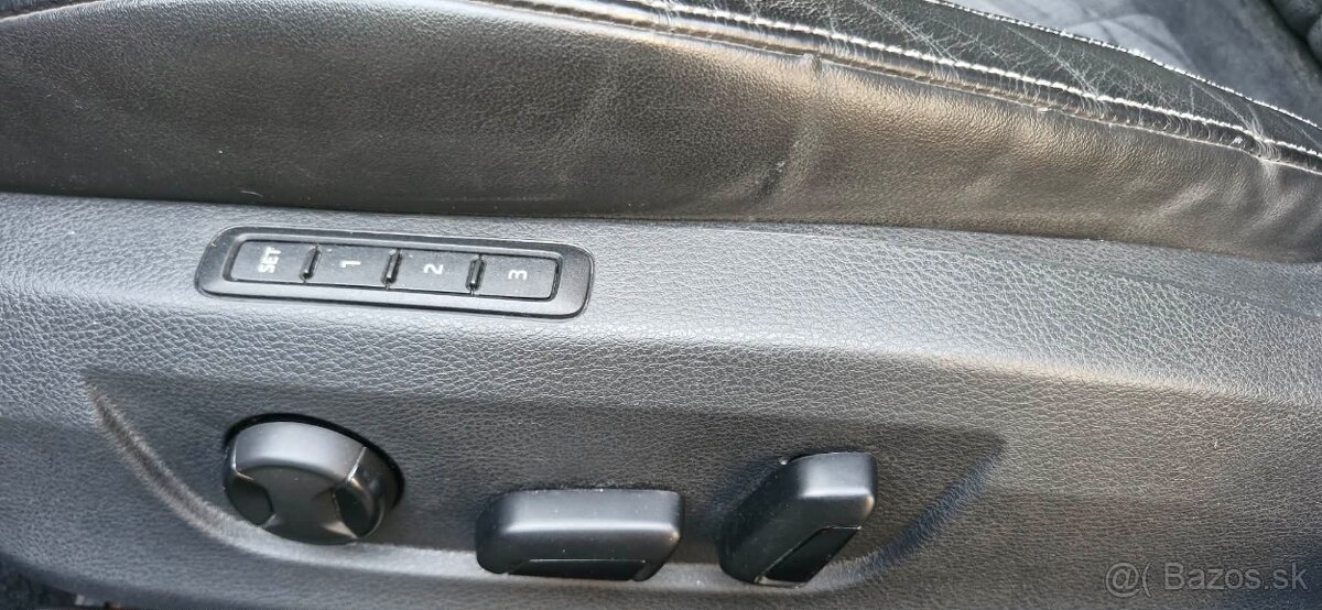 Škoda Superb Combi Sportline 2.0Tdi 4x4 Webasto 140kW - 10