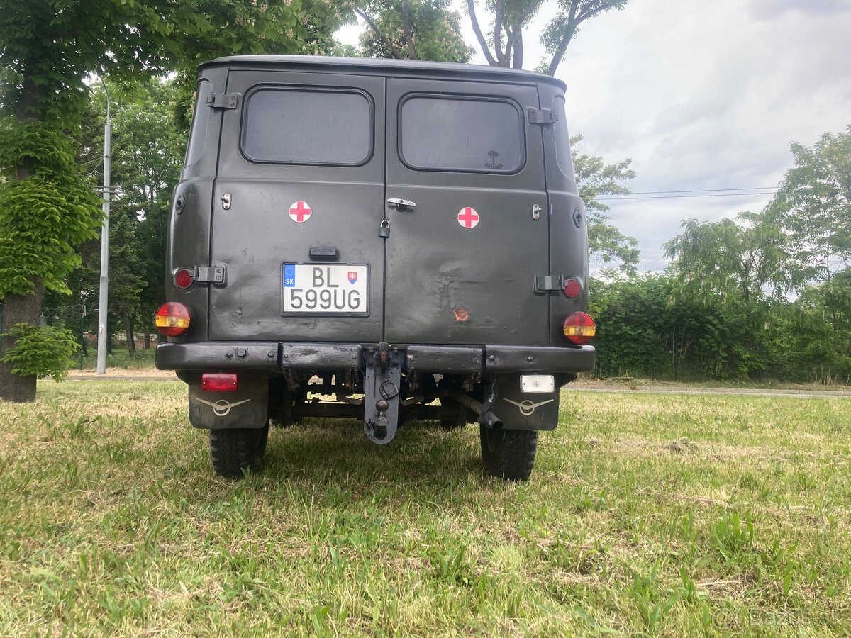 UAZ 452A - Buchanka - 10