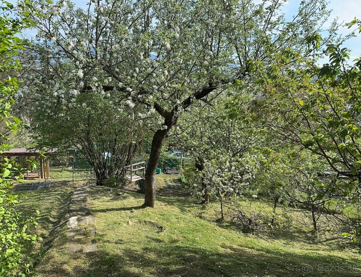 Predaj záhradnej chatky na dubni - 10