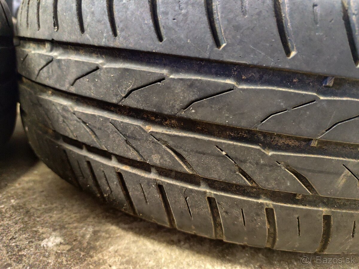 Predám 4x letné pneu s diskami 195/65 R15 - 10