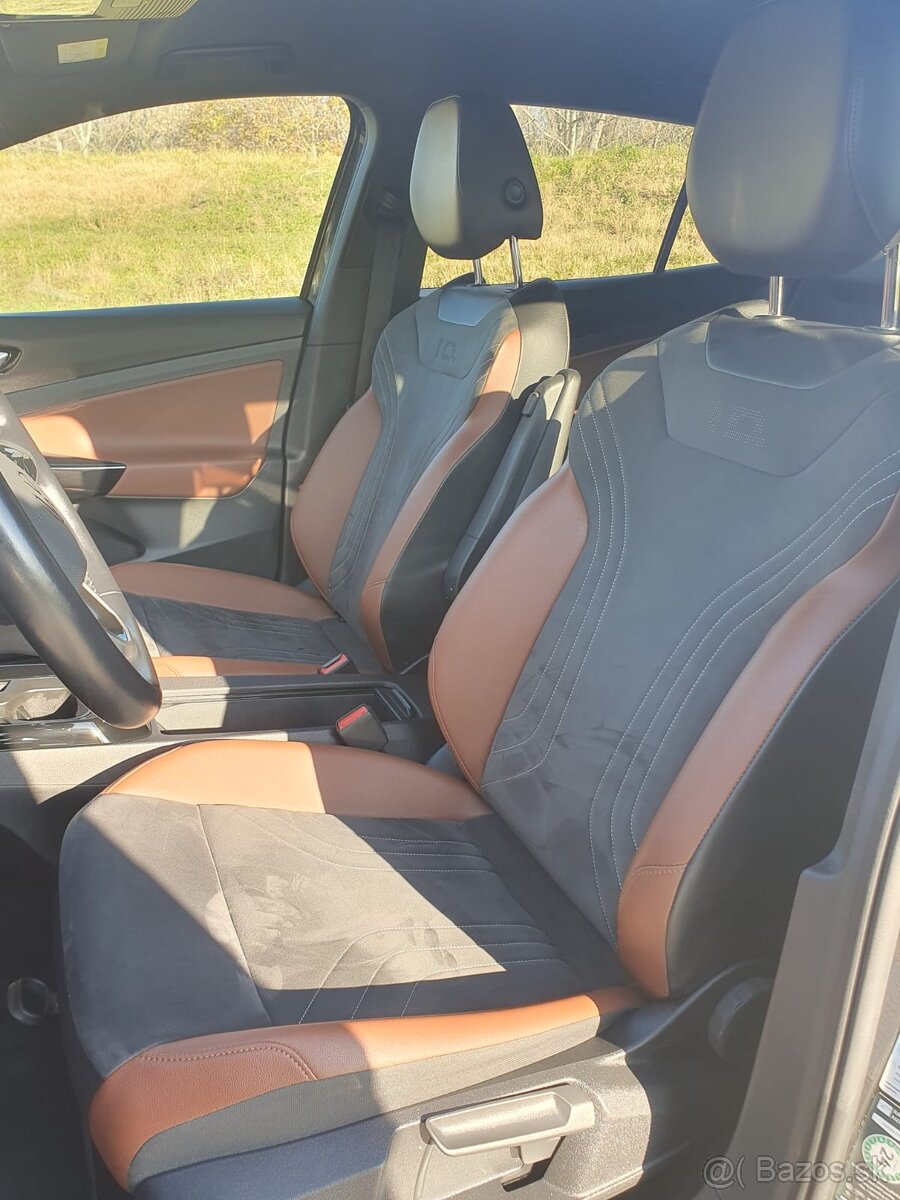 Predám Volkswagen ID.4 Pro Performance 82kwh MATRIX,KESSY - 10