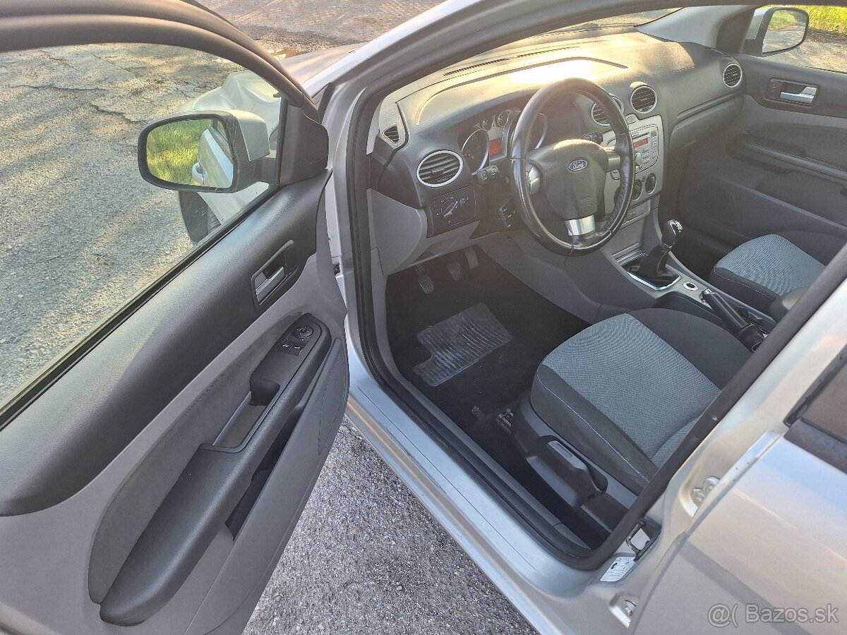 Ford Focus Kombi 1.6 TDCi - 10