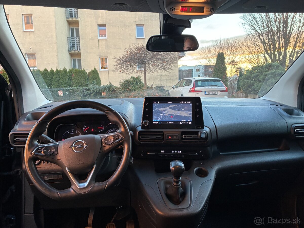 Opel Combo Life 1.2 Turbo 81KW r.v. 2019 ČR původ - 10