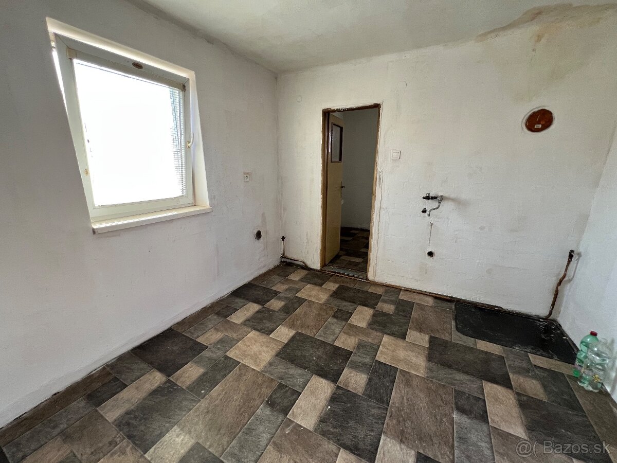 Na predaj rodinný dom, Šurany - 10