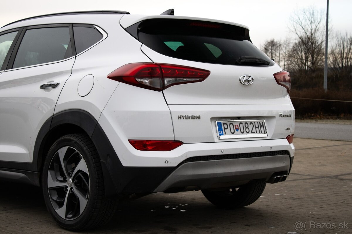 Hyundai Tucson 2.0CRDi 4x4 Premium A/T (2017) - 10