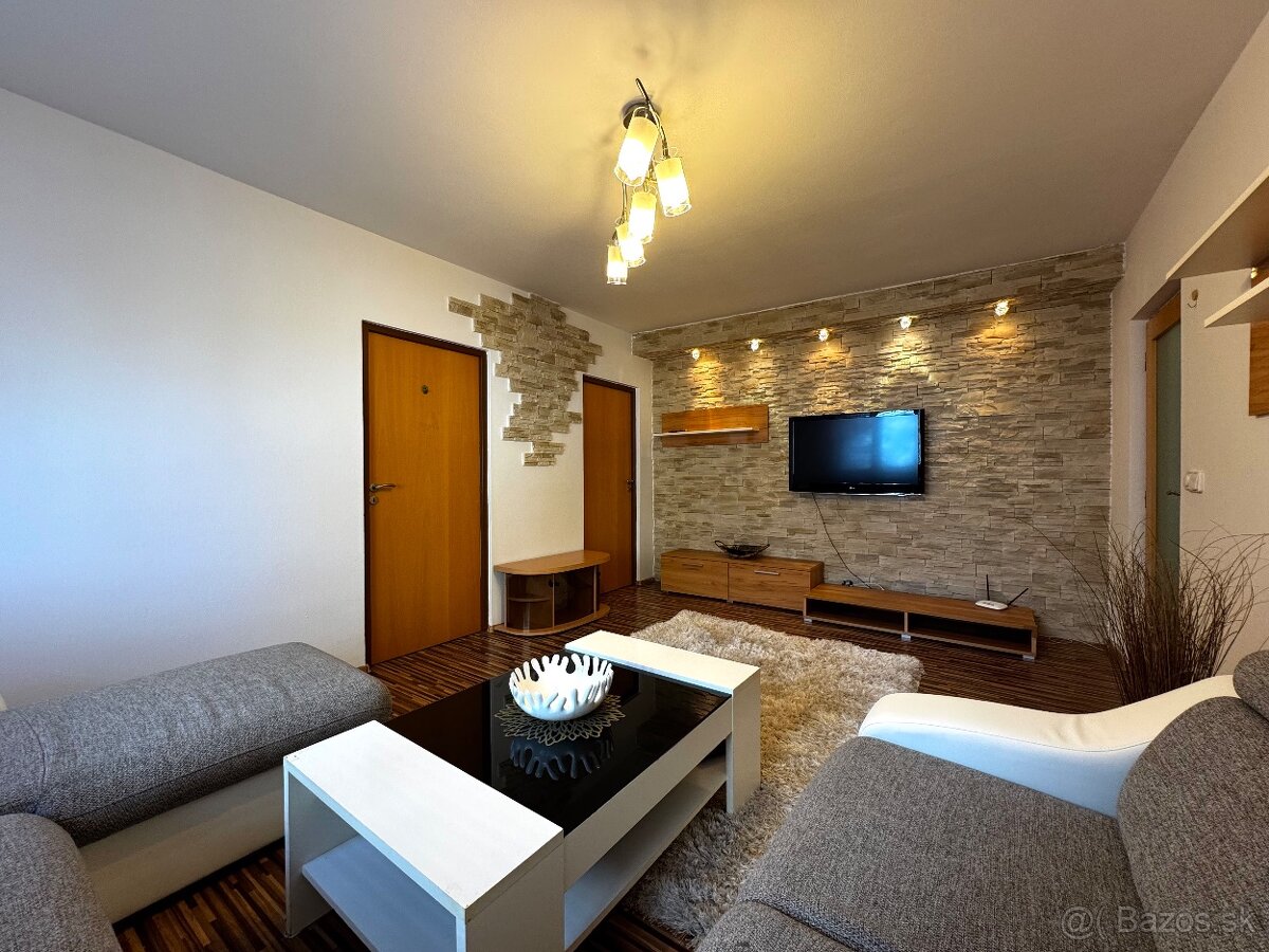 Prenájom 3-izbového kompletne zariadeného bytu – L. Mikuláš - 10