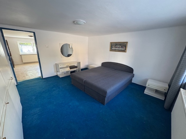 PREDAJ - dvojgeneračný rodinný dom SEREĎ - 10