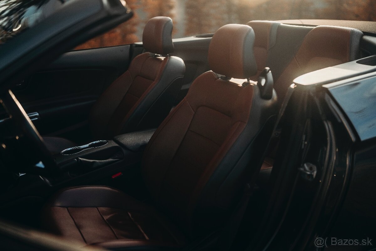 PRENÁJOM Ford Mustang cabrio - 10