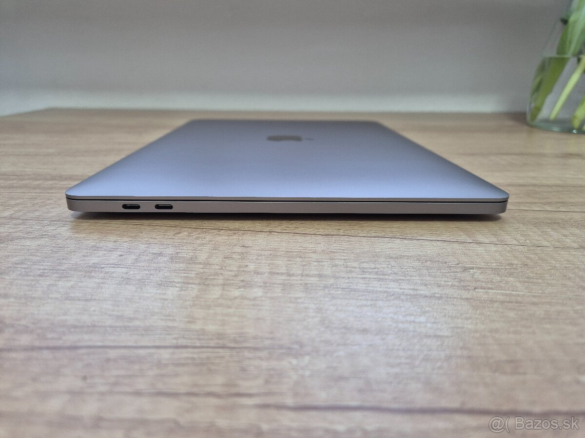 MacBook Pro (13-inch, 2019) /Core-i5/16GB RAM/256GB SSD - 10