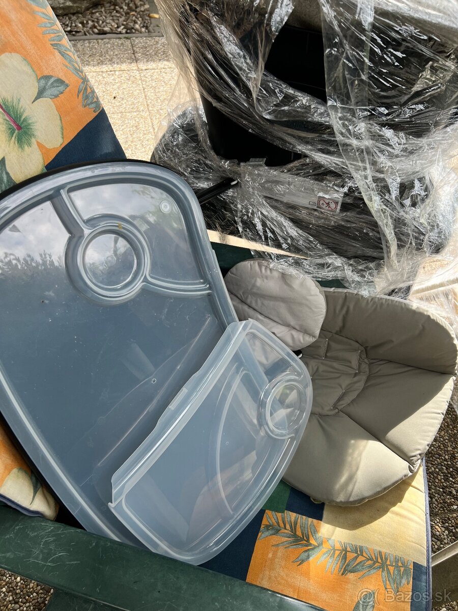 Detská jedálenská stolička - 10