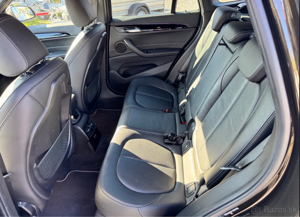 BMW X1 sDrive Advanced 20i A/T,5dv. - 10