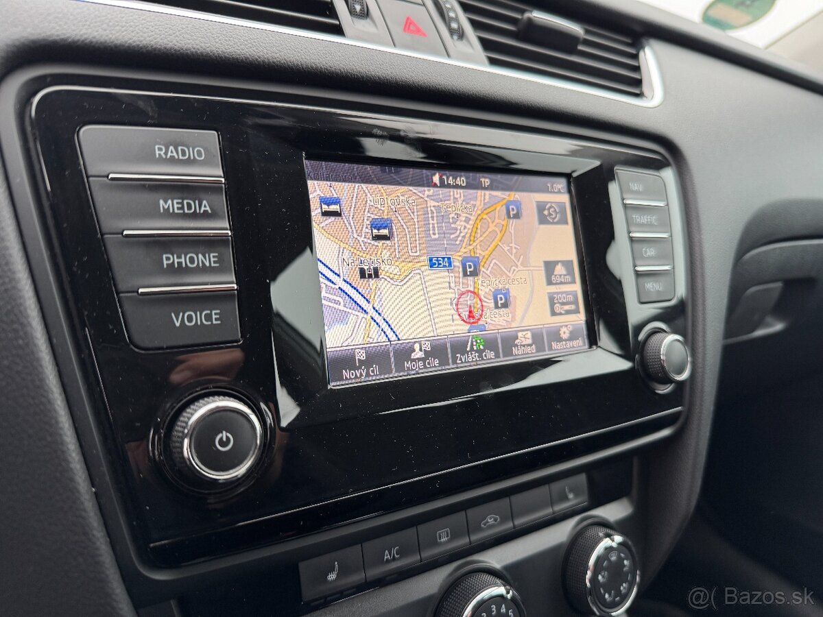 Škoda Octavia 1.2 TSI 105k Elegance DSG - 10