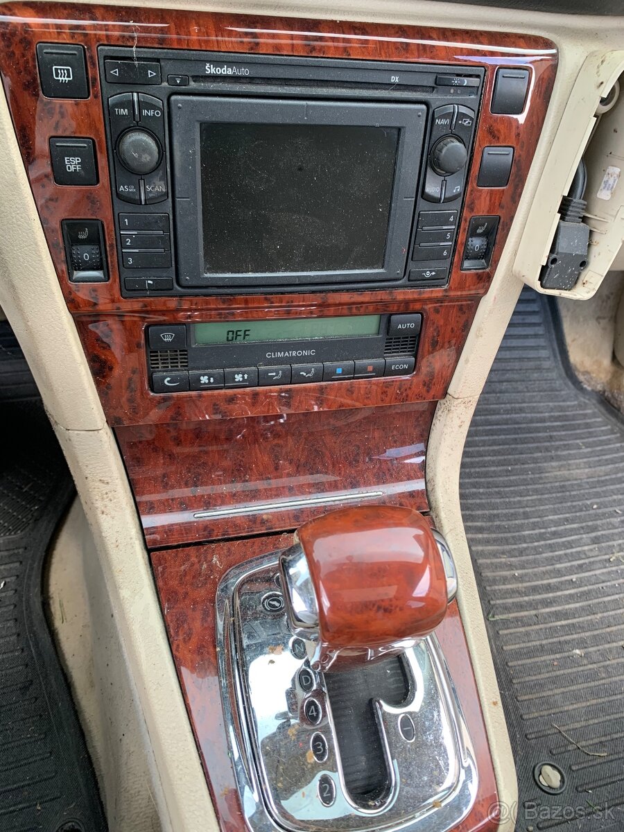 Rozpredam superb na nahradne diely - 10