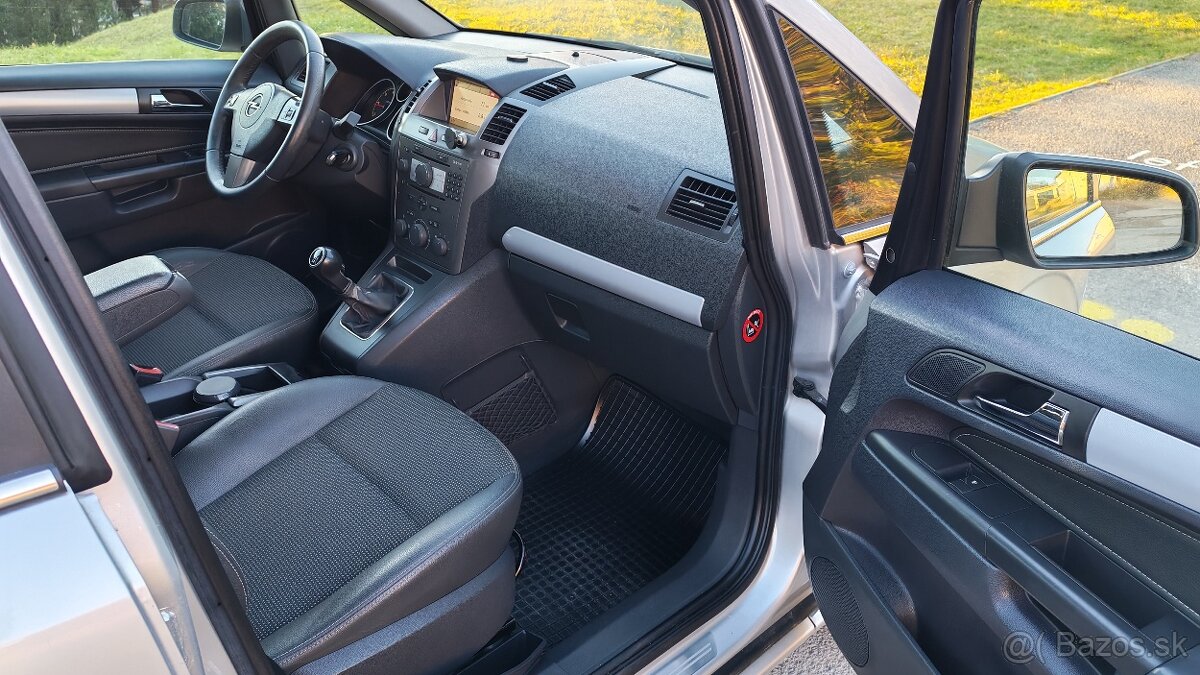 Opel Zafira 1.9 CDTI, 7 miest - 10