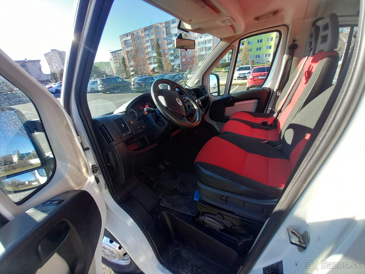 Fiat Ducato trojstranny Vyklapac-7miestny - 10