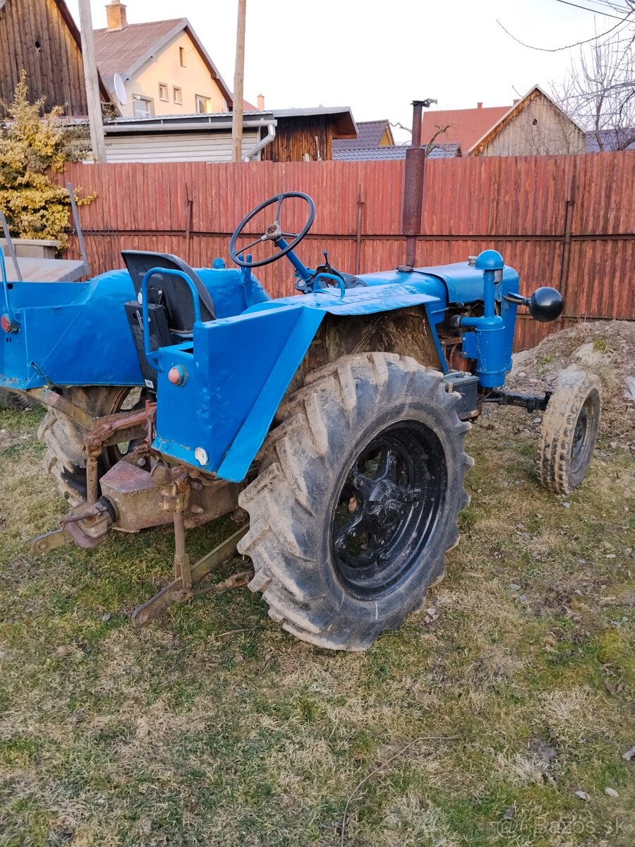 Zetor 25 A - 10