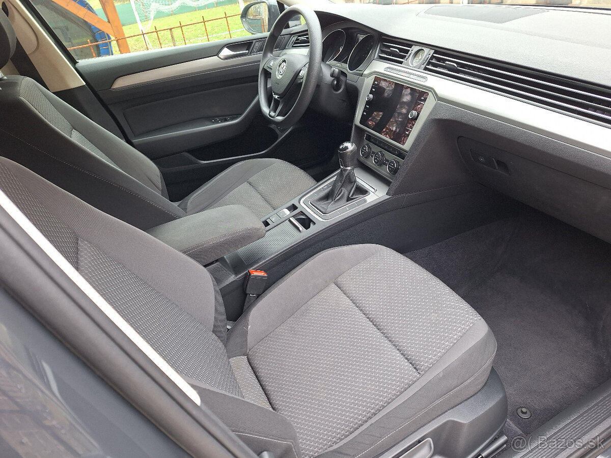 VW PASSAT B8 2,0 TDi Comfortline 150 PS kombi - 10