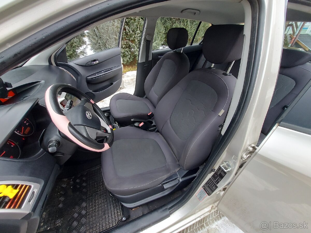 Predáme Hyundai i20 - 10