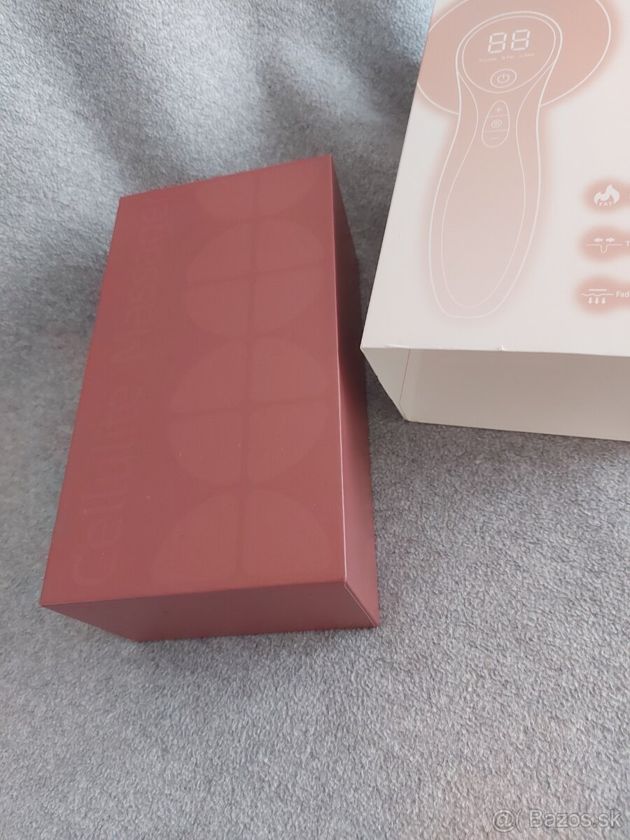 Anticelulitídny masážny prístroj - 10