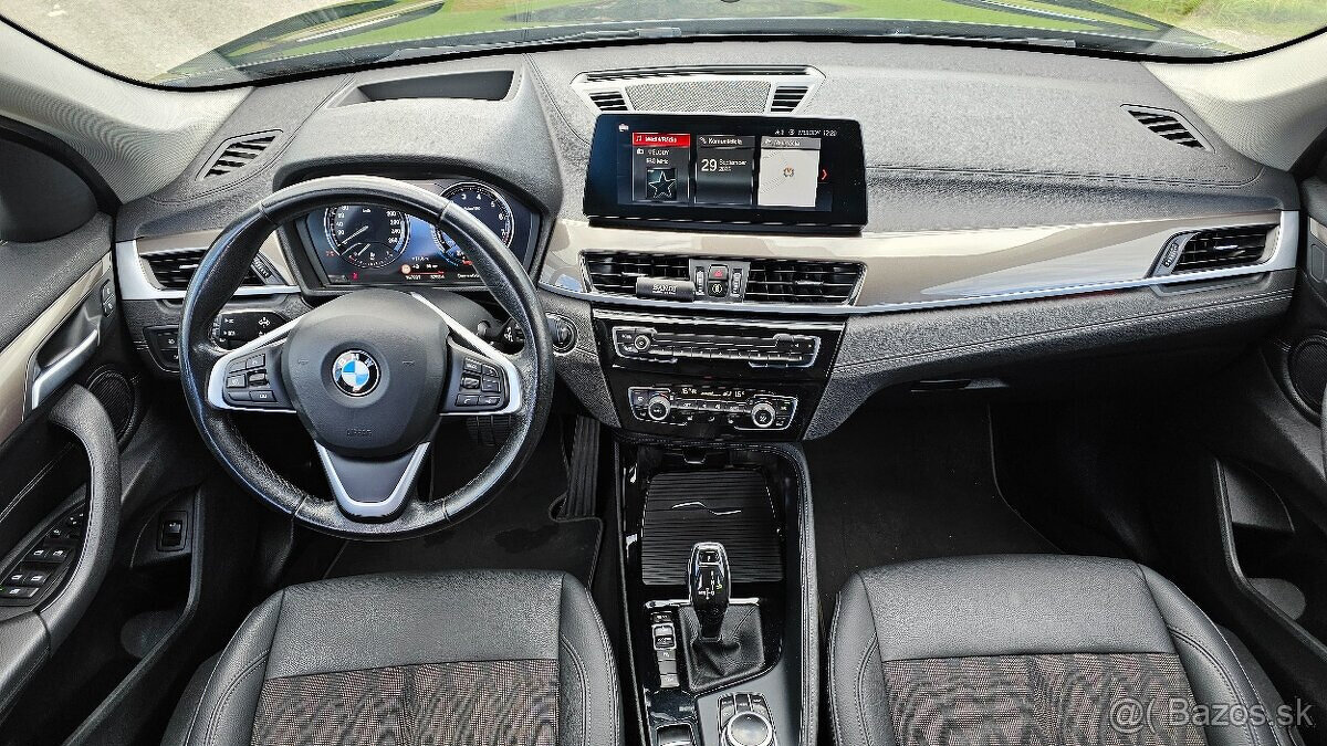 BMW X1 xDrive 20i A/T 141kW 4/2020 168000km TOP - 10