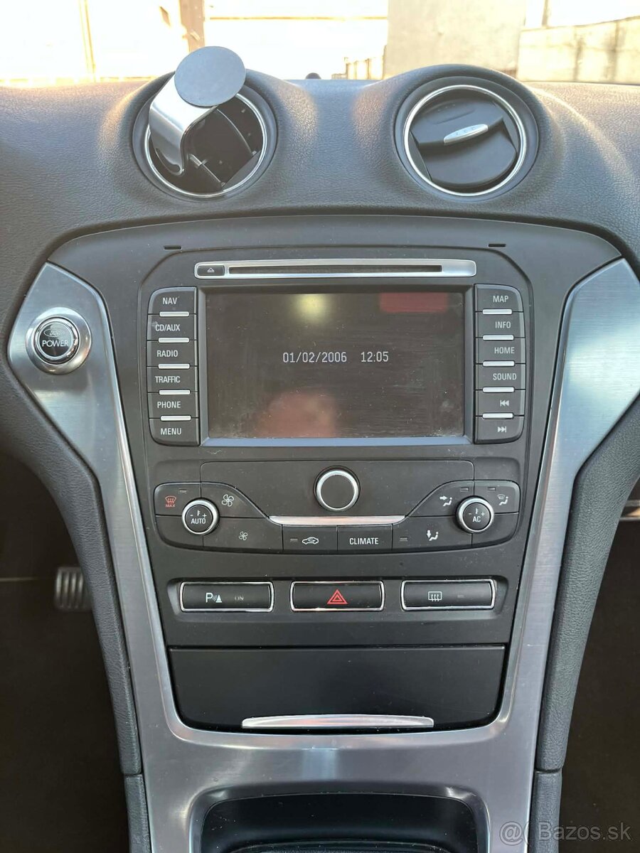 Ford Mondeo 2.0 TDCi 85 kW Titanium - 10