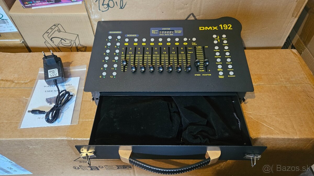 Dmx pult s 3 bezdrôtovými bateriovymi dmx prijimačmi - 10