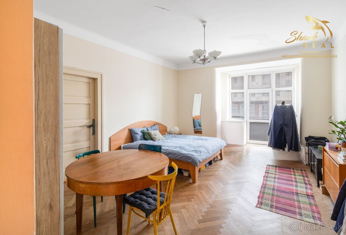 Na predaj veľkometrážny 5-izbový byt 135m2 v historickom dom - 10