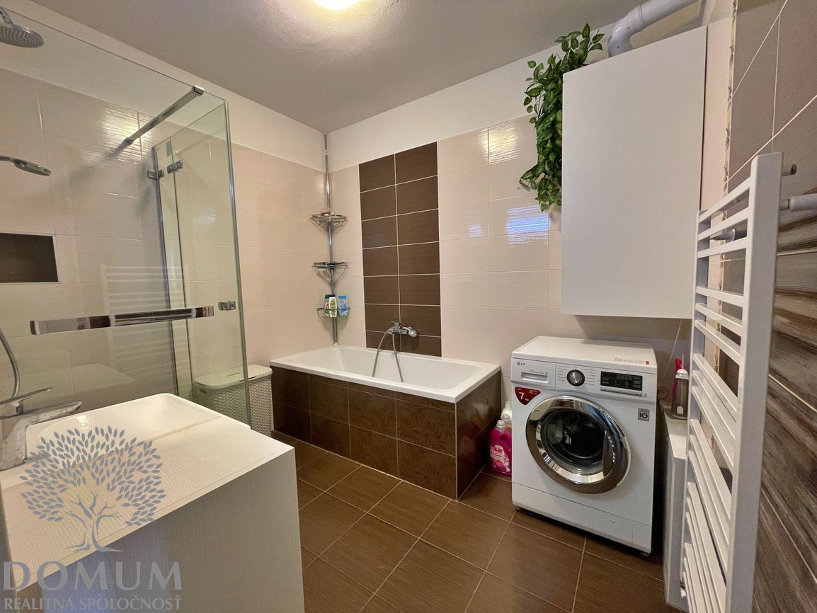 Moderný, kompletne zariadený, 74m2 3i byt v „novostavbe ul. - 10